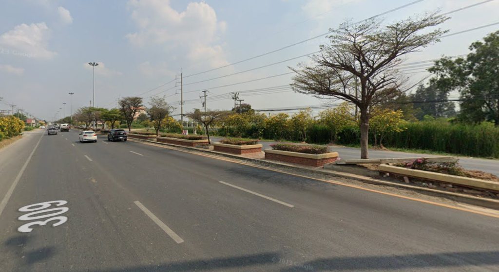 ขาย ที่ดิน ติดถนน โรจนะ บ้านสร้าง บางปะอิน พระนครศรีอยุธยา ตำบล บ้านสร้าง อำเภอบางปะอิน จังหวัดพระนครศรีอยุธยา ฉโนด 6-3-0.0 ไร่ หักพื้นที่ถนนโรจนะ 1-2-91.7 เหลือ 5-0-8.3 ไร่ ติดถนน โรจนะ ทล 309 ไม่รับนายหน้า โทร ไลน์ 0818149949