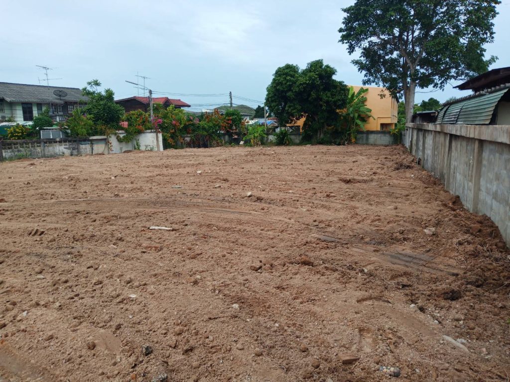 ขายที่ดินติดถนนสุขุมวิท บ้านเตาถ่าน สัตหีบ 316 ตร.ว. ใกล้หาดสอ–อู่ตะเภา