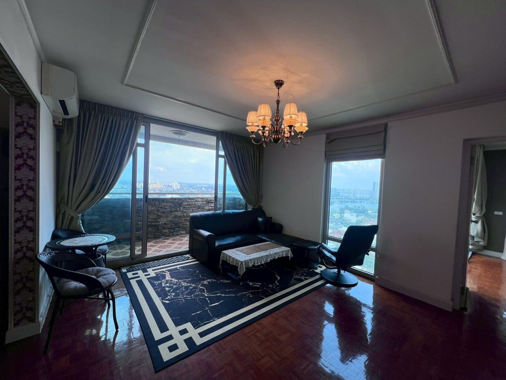ขายคอนโด Riviera 3 เมืองทองธานี 3 ห้องนอน 118 ตร.ม. วิวทะเลสาบ