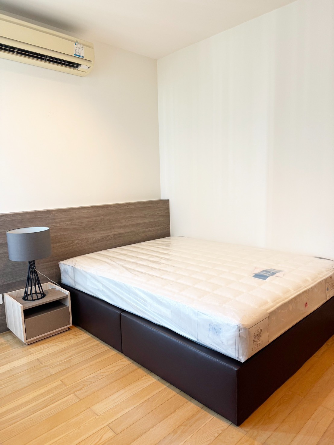 S__7939808_0 ขาย/เช่า คอนโด Siri at Sukhumvit ติด BTS ทองหล่อ 2 นอน 69 ตร.ม.