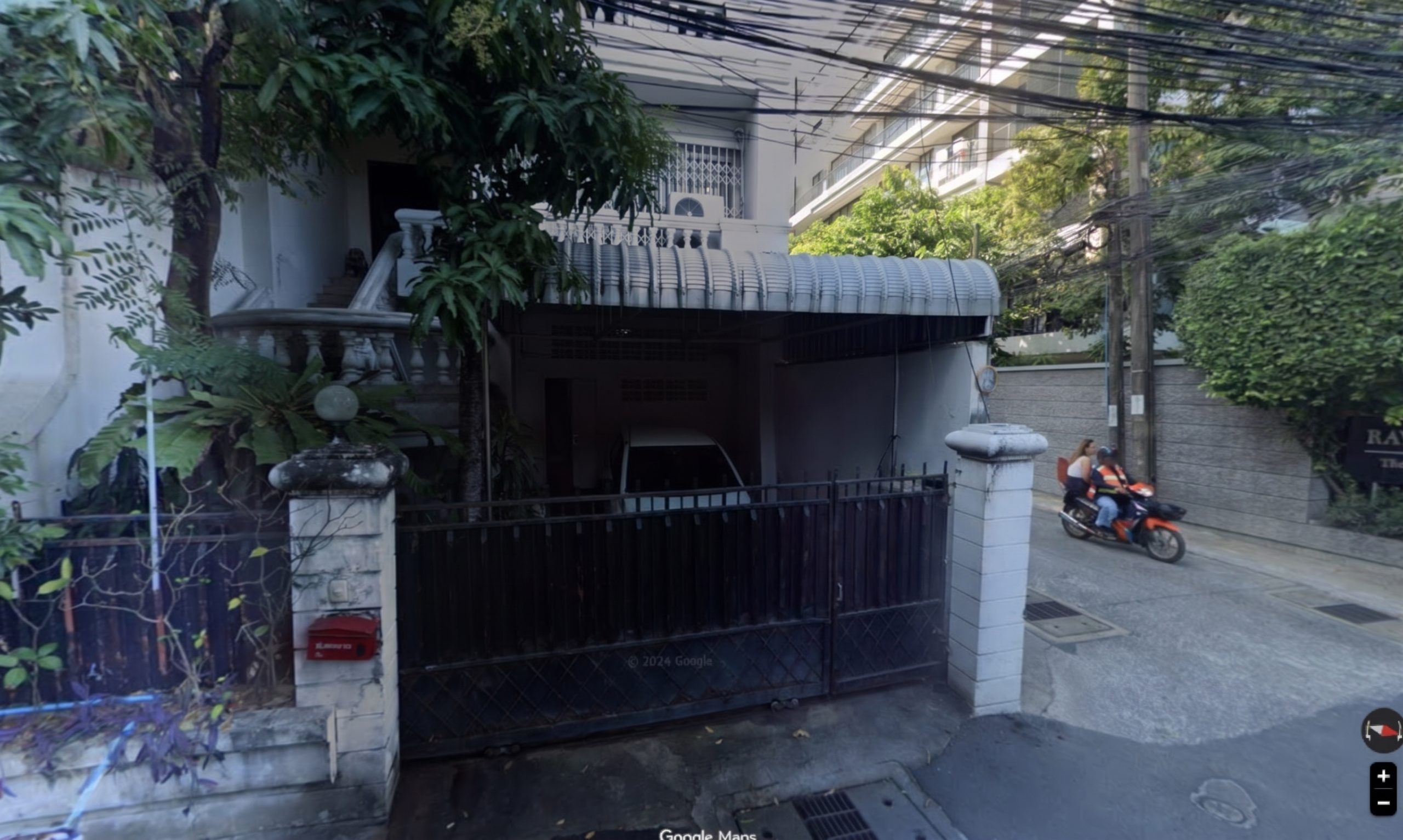 ขายทาวน์เฮาส์ 6 ชั้น สุขุมวิท 31 ใกล้ BTS พร้อมพงษ์ 25 ล้าน